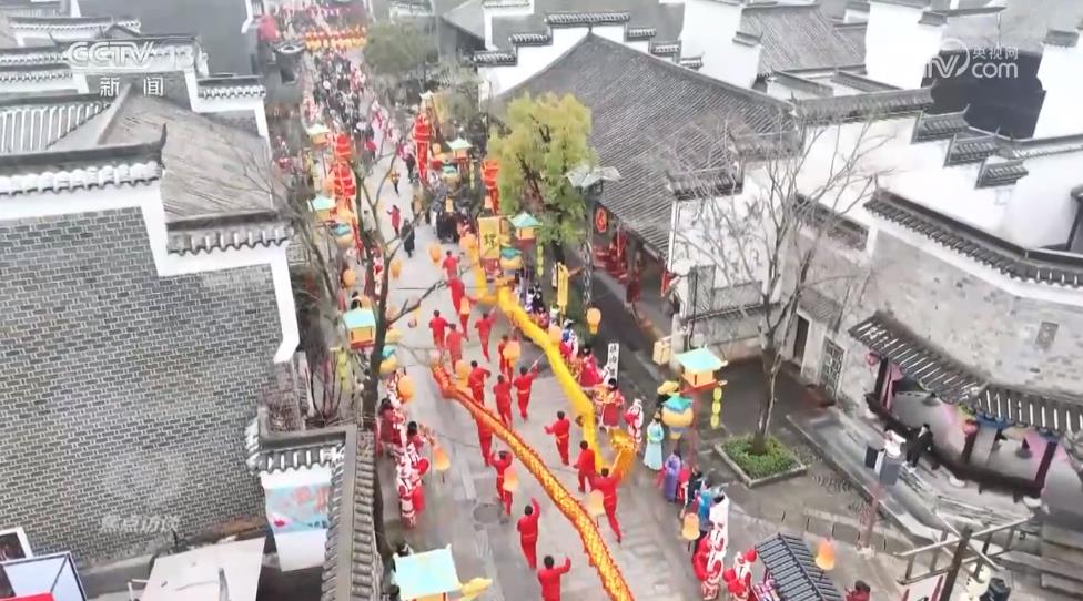 焦点访谈:中国经济亮眼开局 系列举措力保消费恢复势头