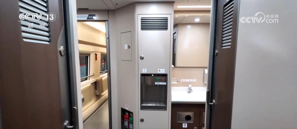 沪港铁路__沪港列车