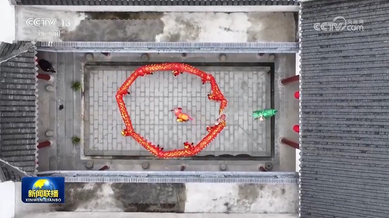 多彩活动迎新年_丰富多彩的庆新年活动_