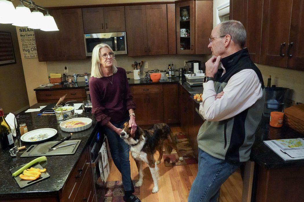 隧道尽头已有曙光_隧道尽头的曙光_