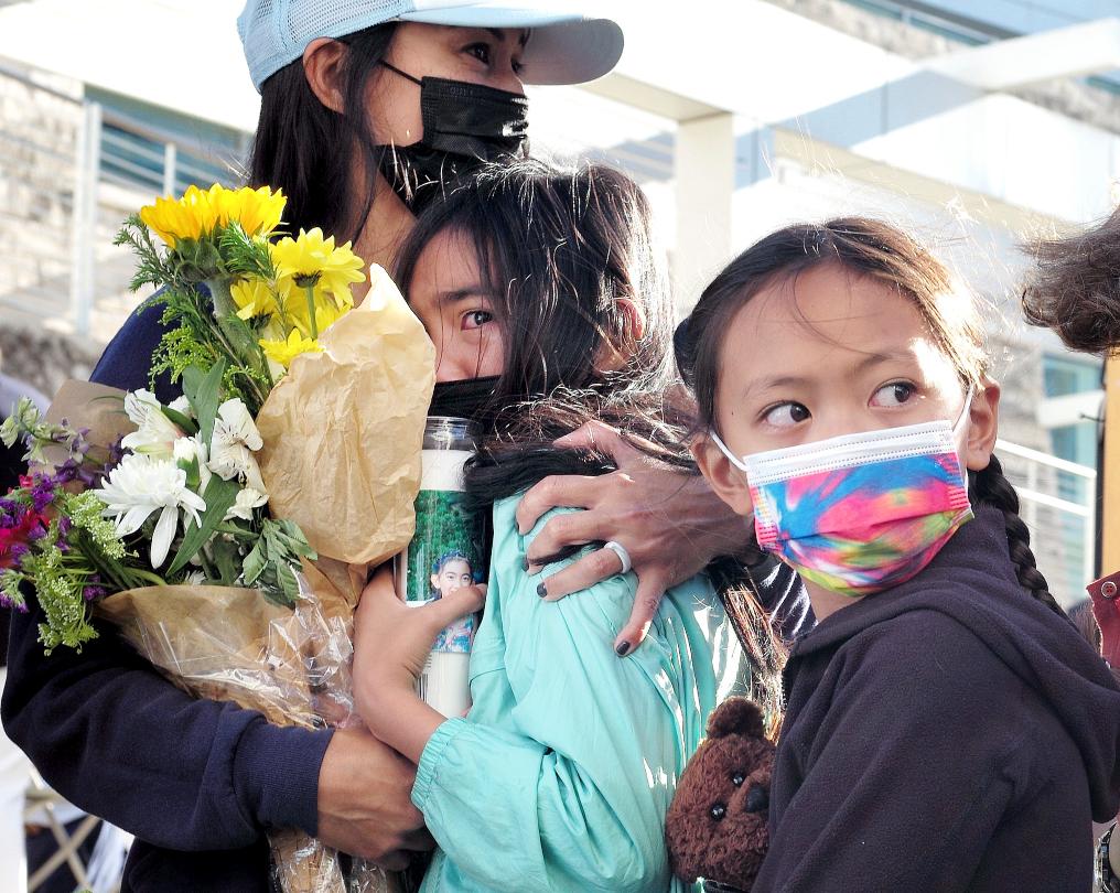 _校园枪击案纪录片_校园枪击案凶手