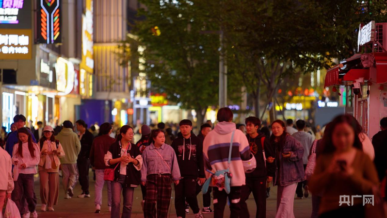 【人民城市·温情中国】“博”出发展新天地  共绘幸福“同心圆”