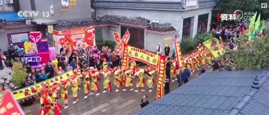 新春走基层 | “人龙舞”，传统文化在代代相传中生生不息_新春走基层 | “人龙舞”，传统文化在代代相传中生生不息_