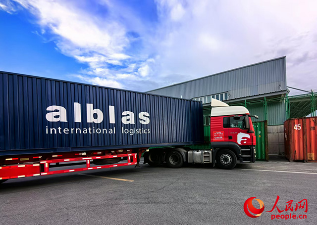 迈向“新”，“新疆”会更好