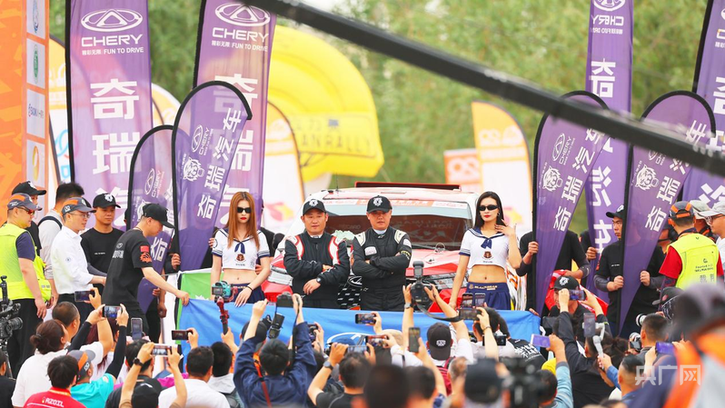 【新质新造】新疆文旅点亮“第九产业”  奔赴“诗和远方”__【新质新造】新疆文旅点亮“第九产业”  奔赴“诗和远方”