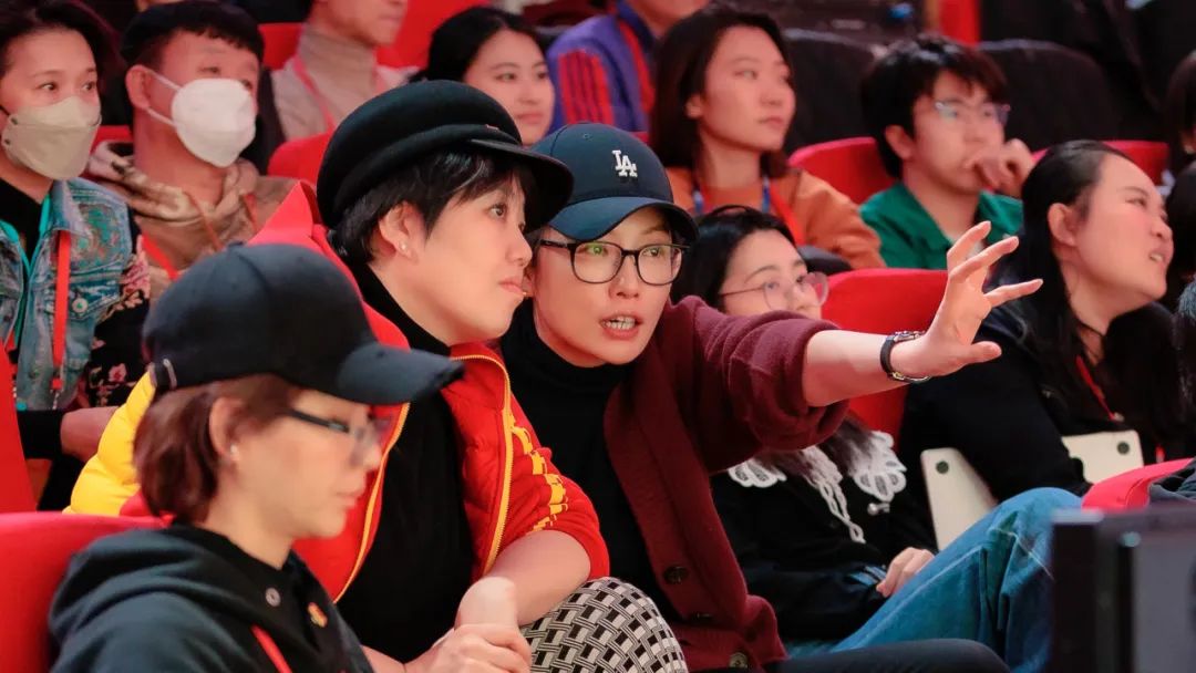 _锦鲤跃龙门插画_锦鲤跃龙门视频