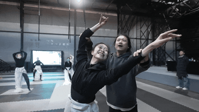 _锦鲤跃龙门插画_锦鲤跃龙门视频