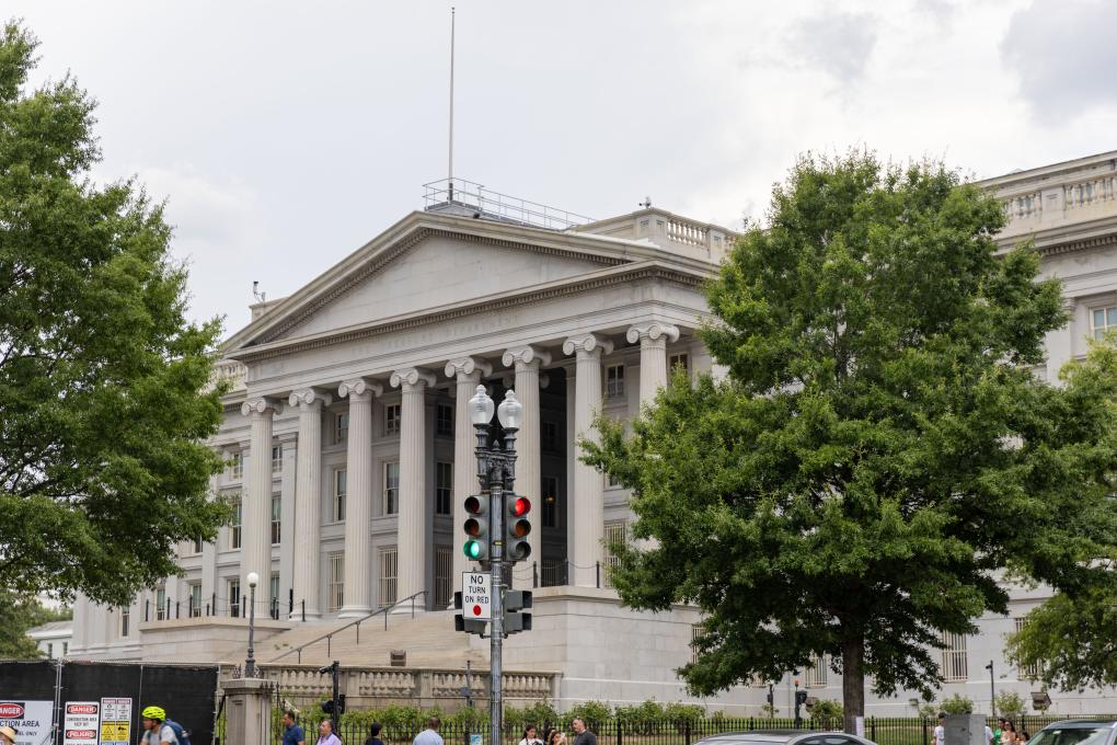 _新华时评｜对华关税加码，美国错上加错_新华时评｜对华关税加码，美国错上加错