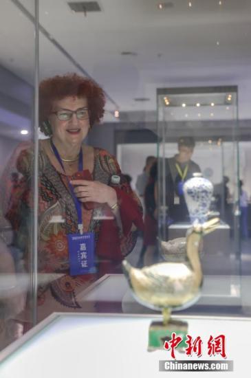 文明遇鉴｜瓷为媒，海为路，“China”何以全球圈粉？__文明遇鉴｜瓷为媒，海为路，“China”何以全球圈粉？