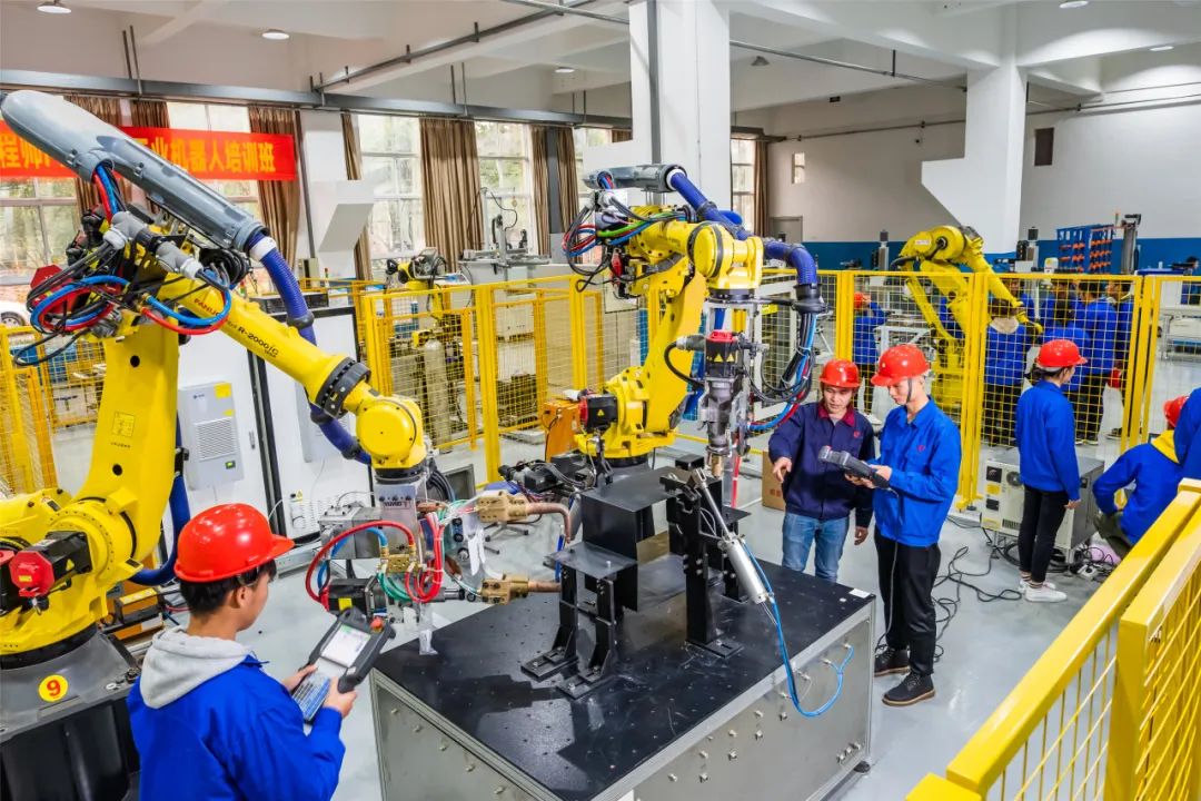 _广西：筑起职教对外开放创新高地 | 各地教育成就巡礼_广西：筑起职教对外开放创新高地 | 各地教育成就巡礼