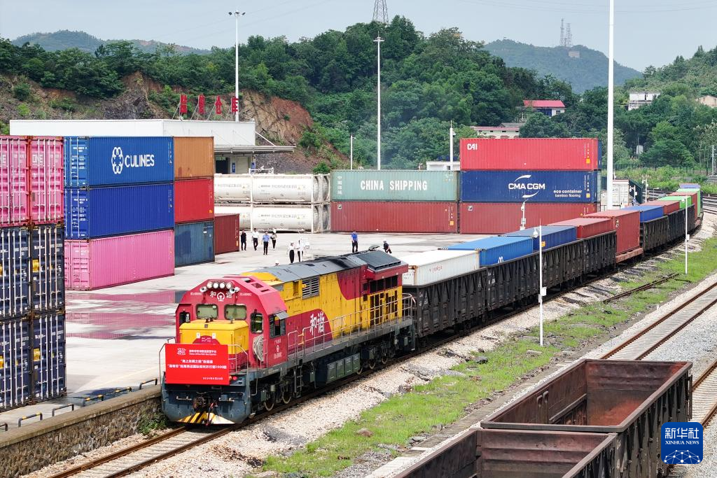 “湘粤非”陆海联运国际班列累计开行1000列_“湘粤非”陆海联运国际班列累计开行1000列_