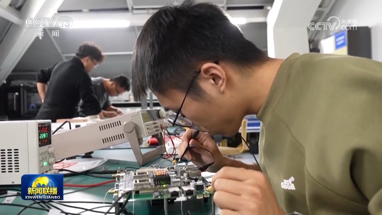 【高质量发展调研行】让创新的种子茁壮成长 开花结果__【高质量发展调研行】让创新的种子茁壮成长 开花结果