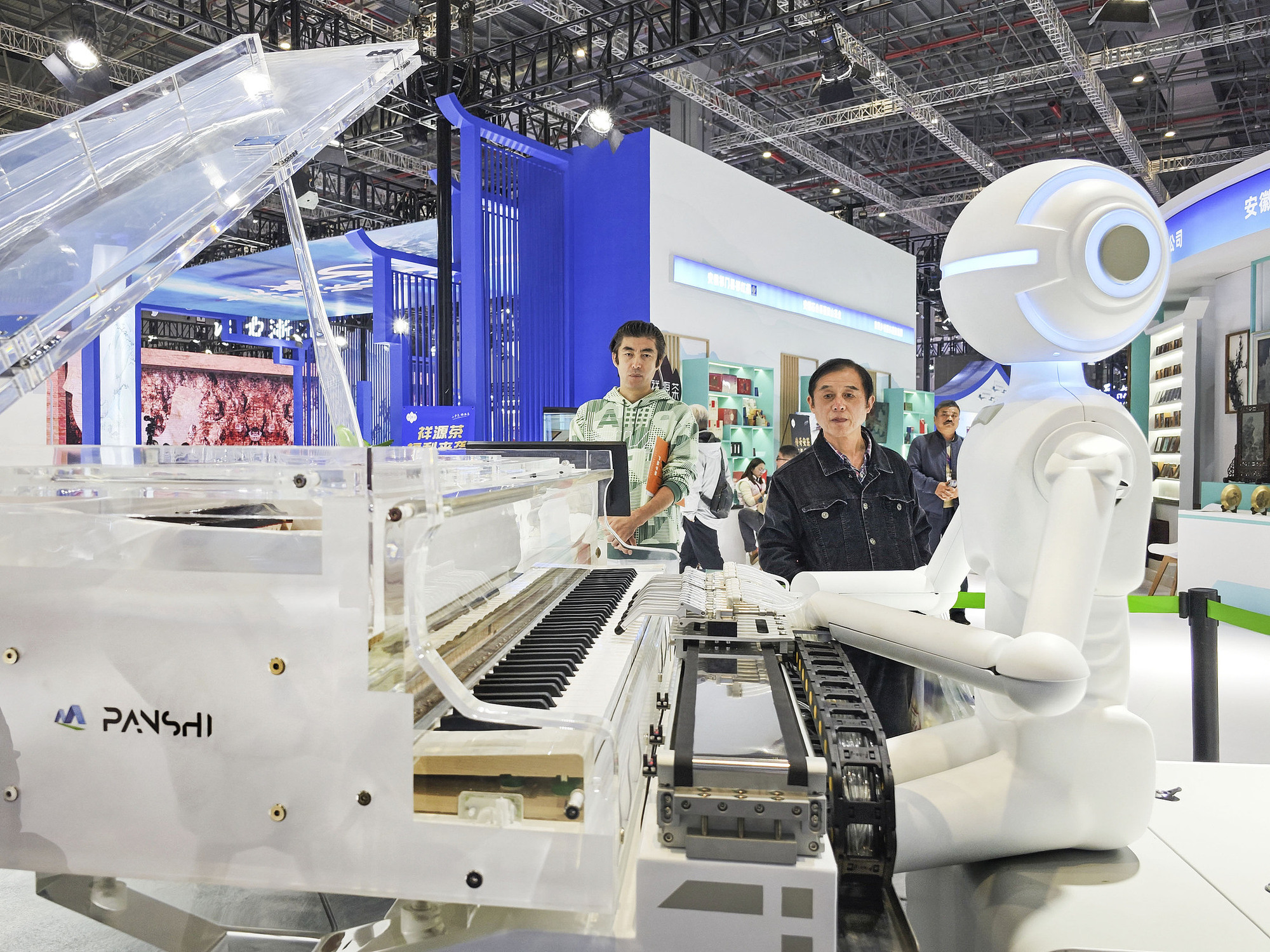 【央广时评·乌镇“网事”】智能向善  发展负责任的人工智能