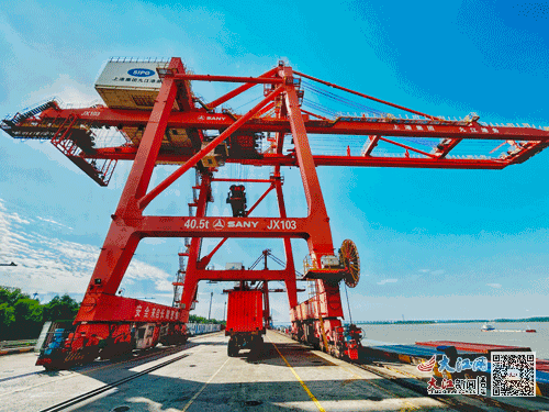 【不忘初心 砥砺前行 新征程】九江把“口岸”搬到企业“家门口”