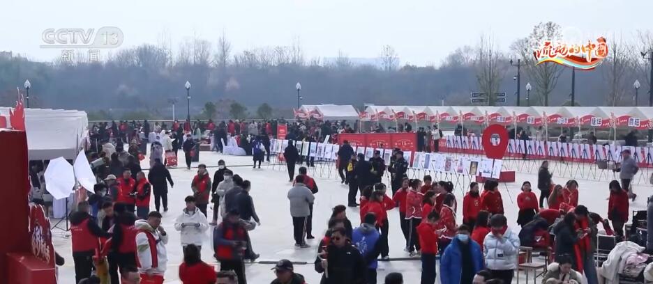 _贴心服务“暖”人心 各地多措并举保障春运旅客温暖归家路_贴心服务“暖”人心 各地多措并举保障春运旅客温暖归家路