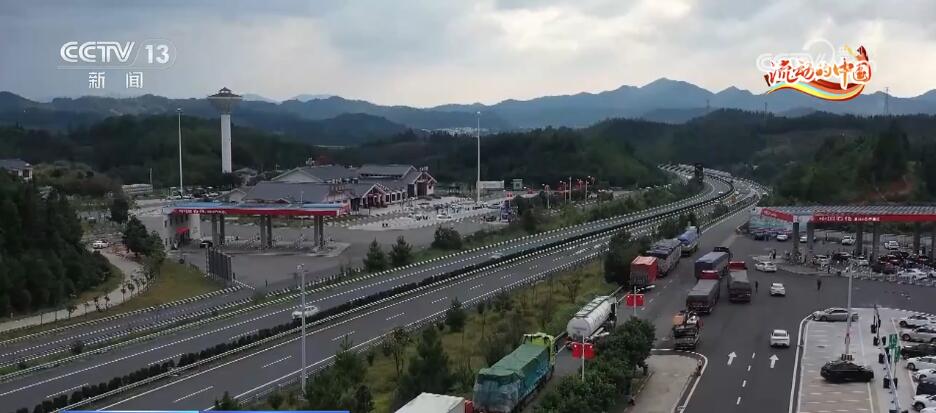 _贴心服务“暖”人心 各地多措并举保障春运旅客温暖归家路_贴心服务“暖”人心 各地多措并举保障春运旅客温暖归家路