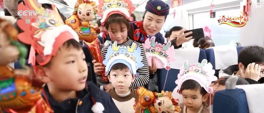 “五色识别牌”“情暖驿站”……春运暖心服务温暖旅客回家路_“五色识别牌”“情暖驿站”……春运暖心服务温暖旅客回家路_