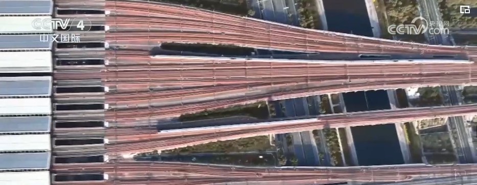 澎湃新动力广阔新空间_澎湃活力_