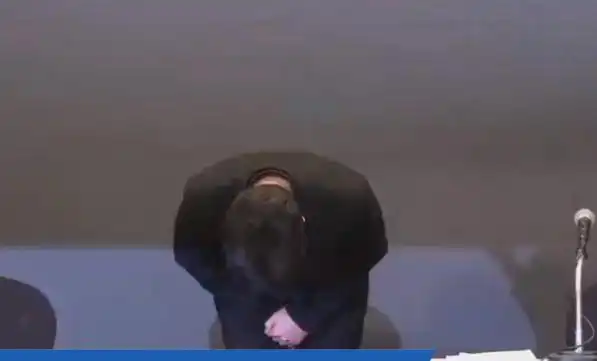 _金秀贤风波后首现身，痛哭流泪道歉_金秀贤风波后首现身，痛哭流泪道歉