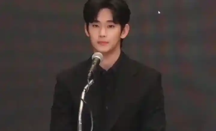 金秀贤风波后首现身，痛哭流泪道歉_金秀贤风波后首现身，痛哭流泪道歉_