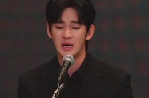 _金秀贤风波后首现身，痛哭流泪道歉_金秀贤风波后首现身，痛哭流泪道歉