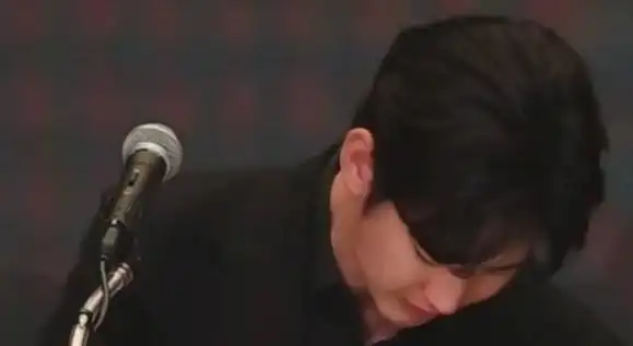 _金秀贤风波后首现身，痛哭流泪道歉_金秀贤风波后首现身，痛哭流泪道歉