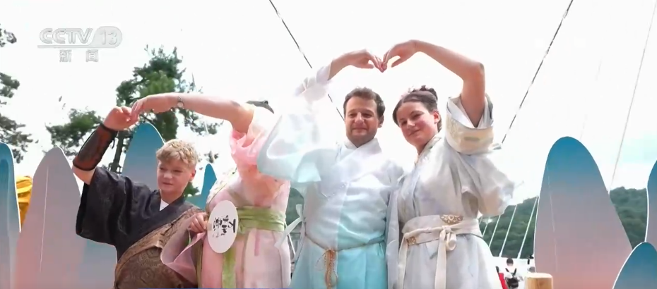 国产电影成为文旅热潮“催化剂” 春日旅游升级“新玩法”_国产电影成为文旅热潮“催化剂” 春日旅游升级“新玩法”_