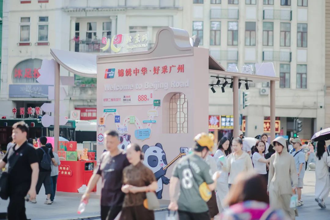 你受异性欢迎吗__吴奇隆受外国粉丝欢迎