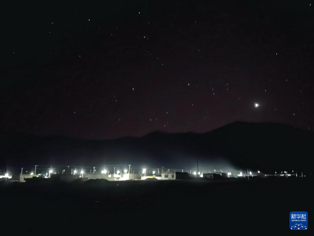 新春走基层·风雪高原行 | 板房夜话_新春走基层·风雪高原行 | 板房夜话_