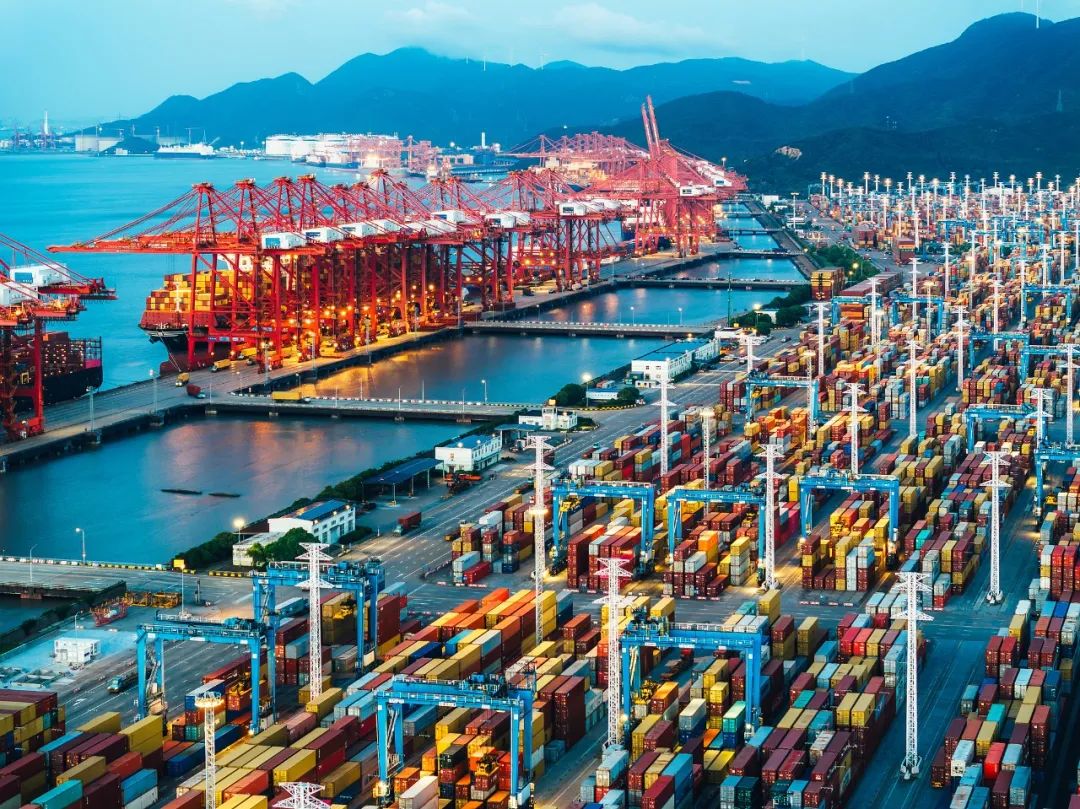 发挥民营经济_民营经济蓬勃发展_