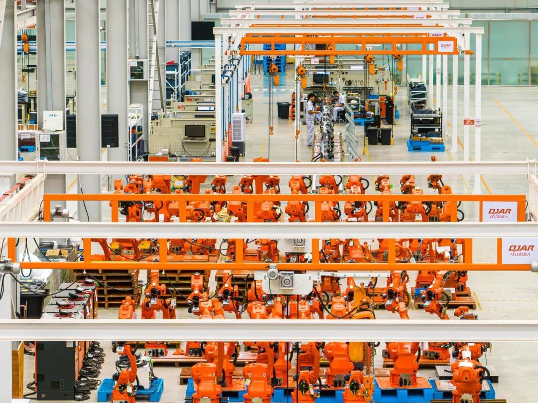 民营经济蓬勃发展__发挥民营经济