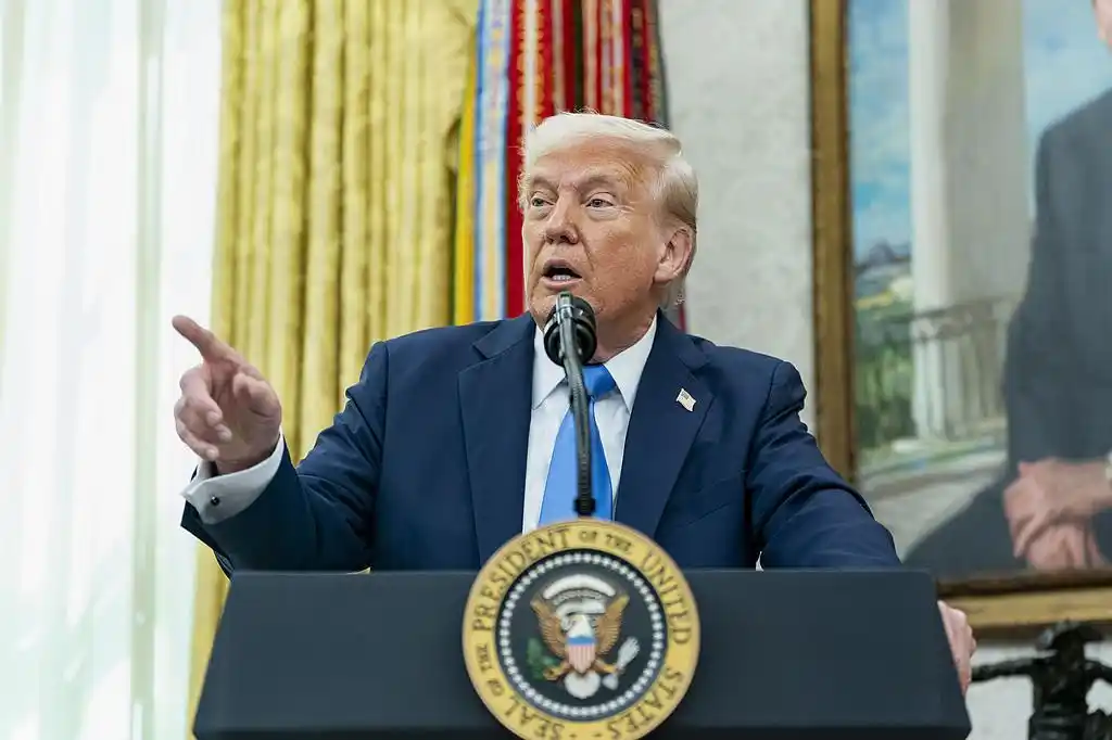 视频丨特朗普改口称不谋求第三任期 点名万斯、鲁比奥