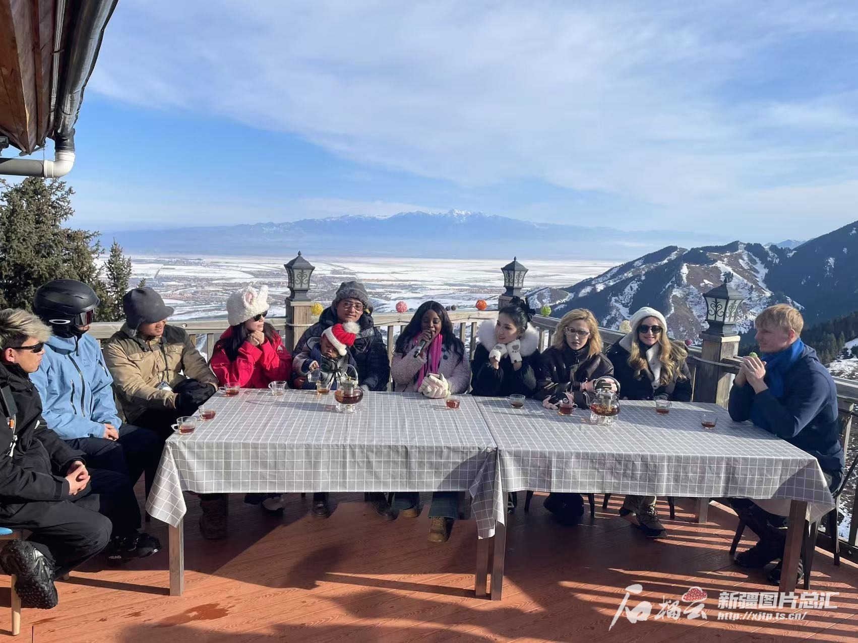 中外博主眼中的新疆冰雪盛宴_中外博主眼中的新疆冰雪盛宴_