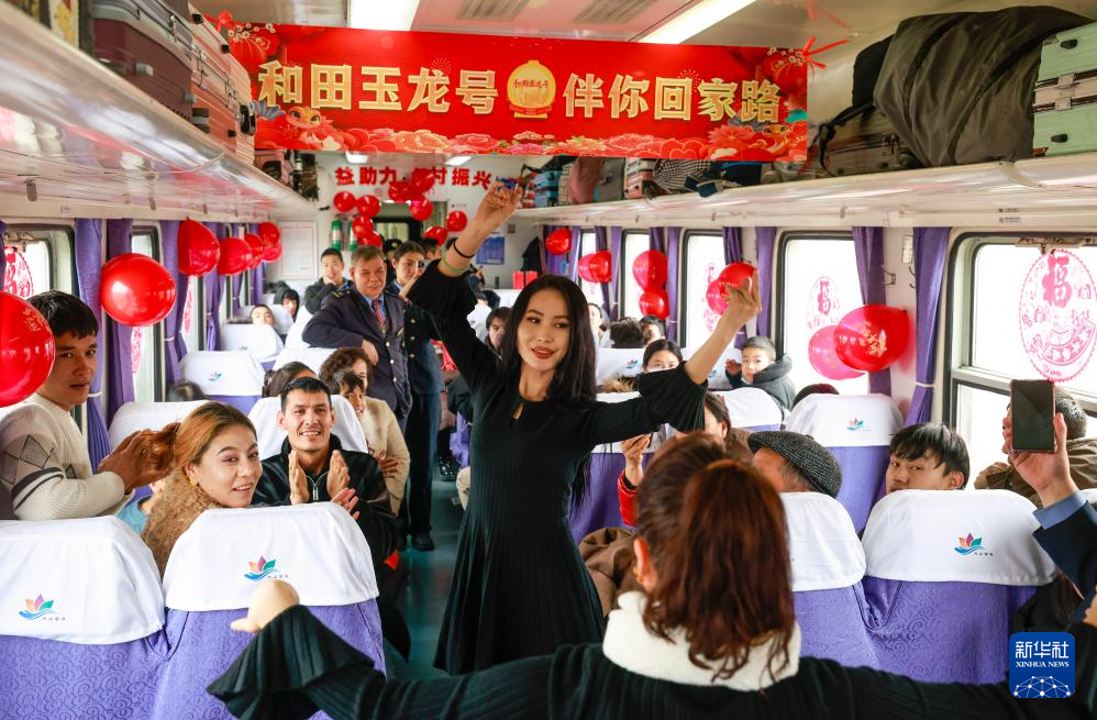 按压液晶屏幕有波纹正常吗__华为7plus防水吗