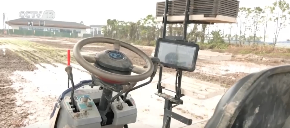 _各地春管向“新”而行生机勃勃 科技助力“慧”好“春耕图”_各地春管向“新”而行生机勃勃 科技助力“慧”好“春耕图”