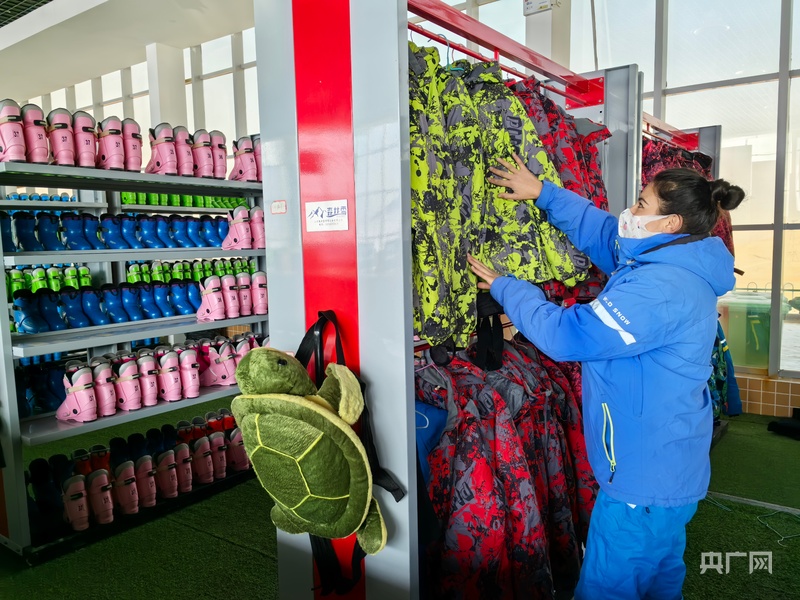 _新疆冰雪旅游_新疆冰雪资源