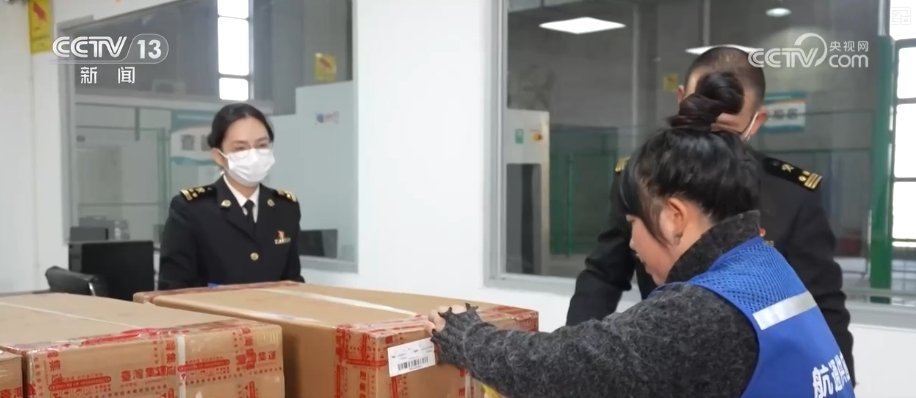 增长“引擎”动力足！多领域“火热”数据点“亮”中国经济_增长“引擎”动力足！多领域“火热”数据点“亮”中国经济_