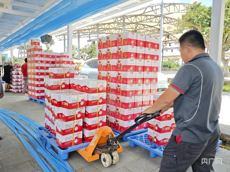 消费新观察丨海口火山岩上的“甜蜜经济”_消费新观察丨海口火山岩上的“甜蜜经济”_