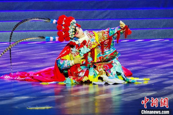 苗洁戏曲采风_纪检委员履职计划_