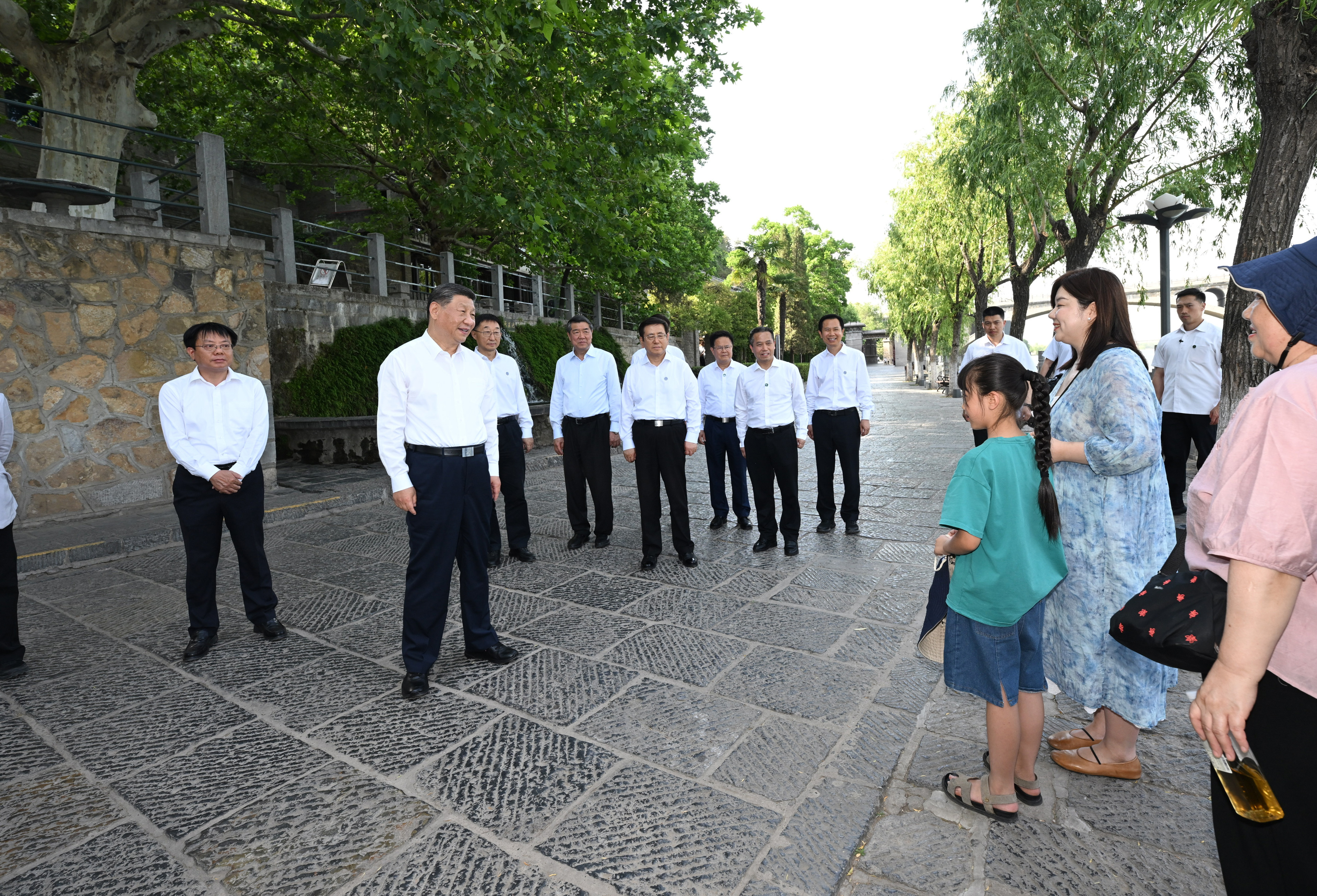 鉴往知来·跟着总书记学历史丨千年洛阳 古韵流芳