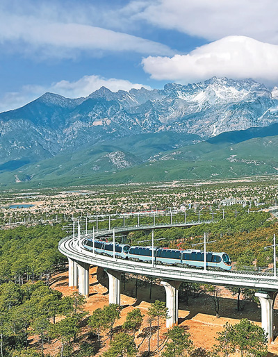 丽江百年职校是一所什么学校_大理经济pk丽江经济_