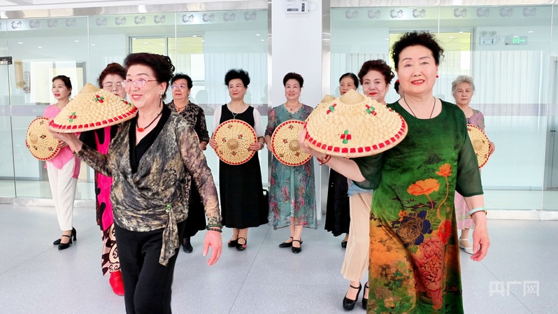 重庆日报牢记嘱托__无边细雨丝如愁古诗