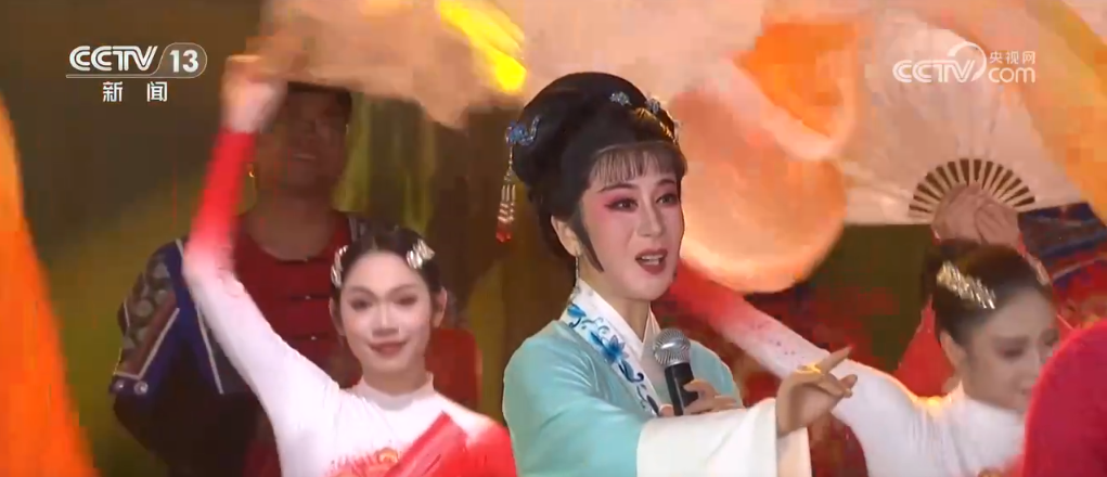 2012年军民迎新春文艺晚会__迎新年歌唱祖国歌唱新时代