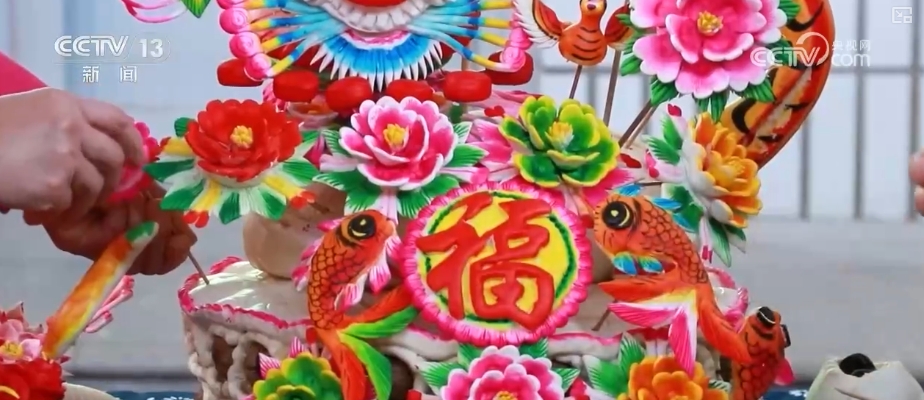 “中国风”吹向了世界 “非遗+文创”给你不一样的“年味儿”_“中国风”吹向了世界 “非遗+文创”给你不一样的“年味儿”_