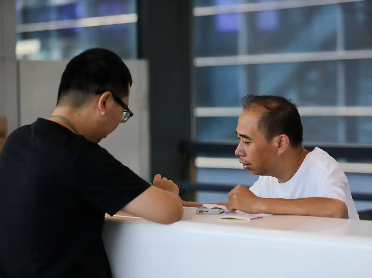 机场快充怎么用__机场快递充电宝