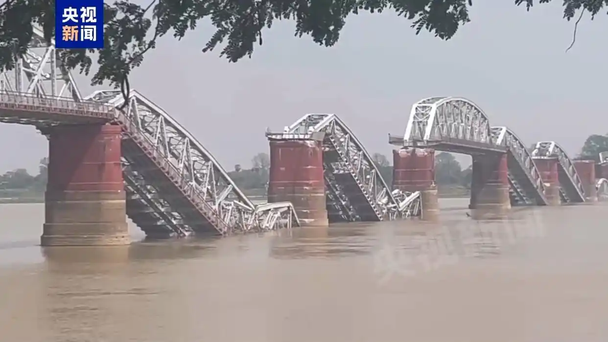 _记者深入缅甸震中核心区:当地80%建筑被损毁_缅甸坍塌事件